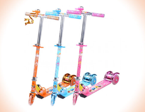 Lionman Kids Kick Scooter 2009A with 3 Wheels and Lighting System
